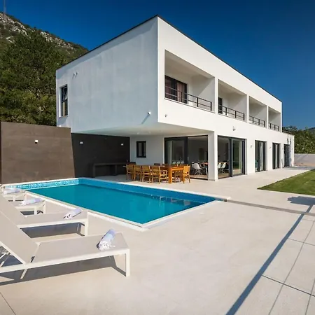 Adria Blue Villa